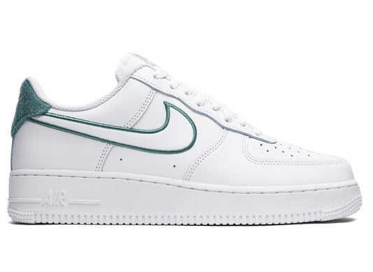 Nike Air Force 1 '07 LV8