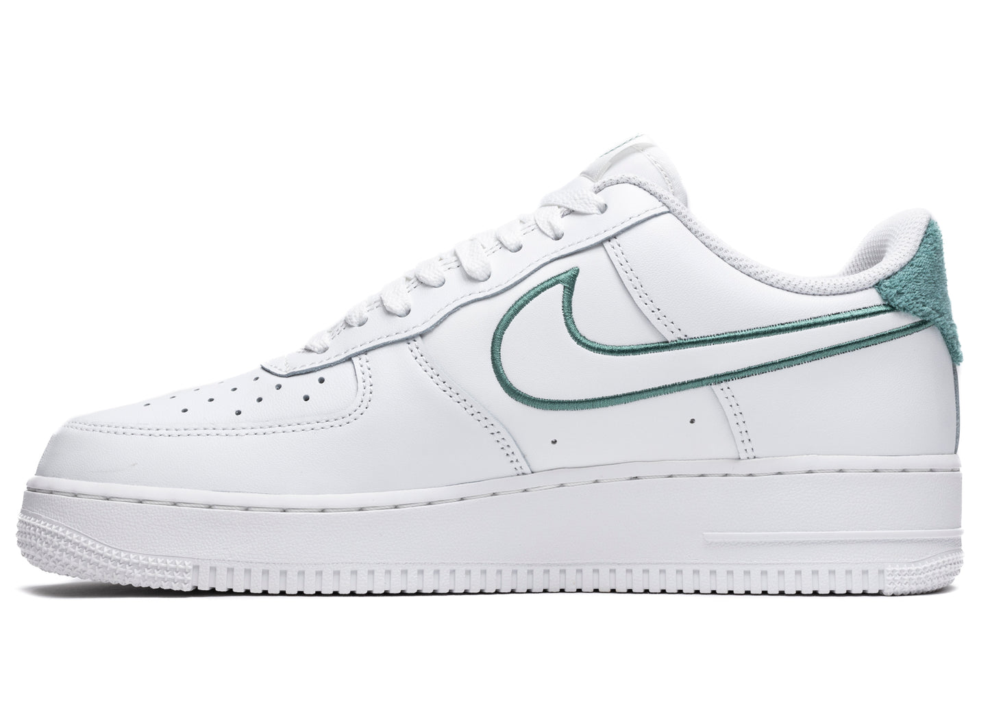 Nike Air Force 1 '07 LV8