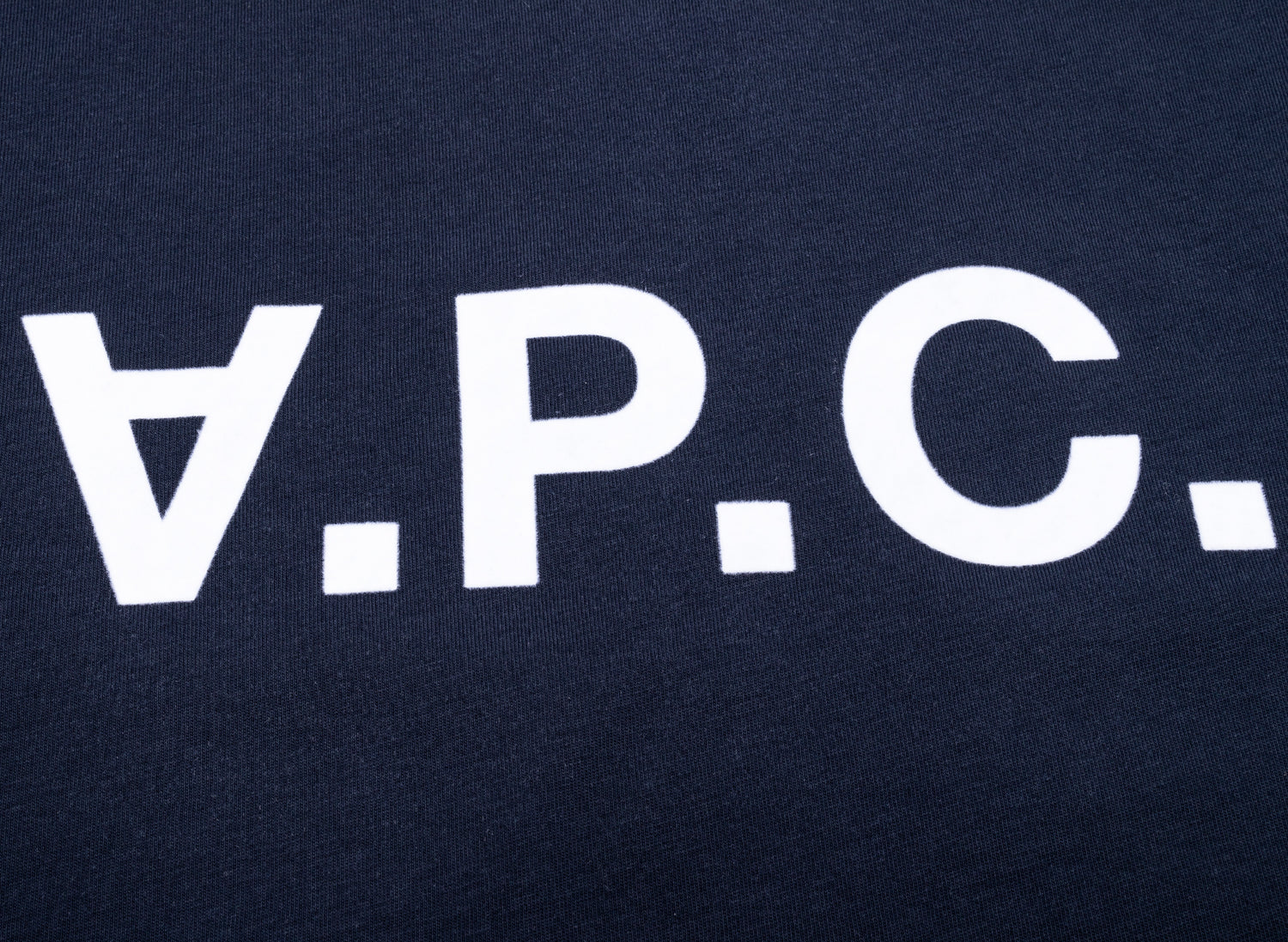 A.P.C. VPC Color H T-Shirt in Navy/White – Oneness Boutique