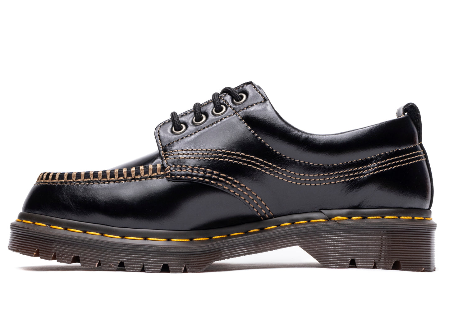 Dr. Martens Lowell in Black