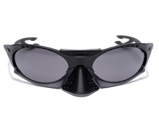 Oakley Plantaris Sunglasses in Matte Black w/ Prizm Grey Lenses xld