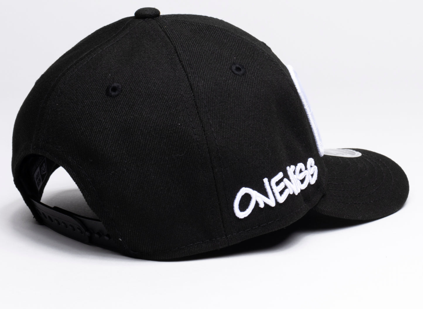 Oneness x New Era Snapback CATS Hat in Black/White