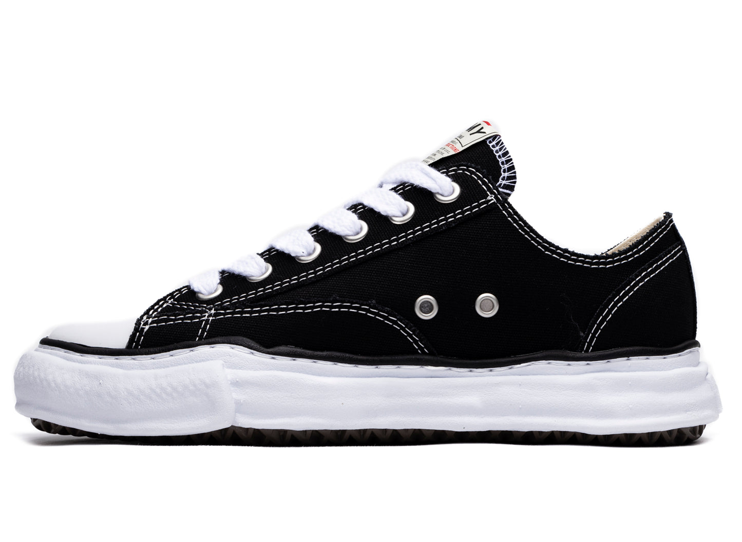 Maison Mihara Yasuhiro Peterson Low in Black/White xld