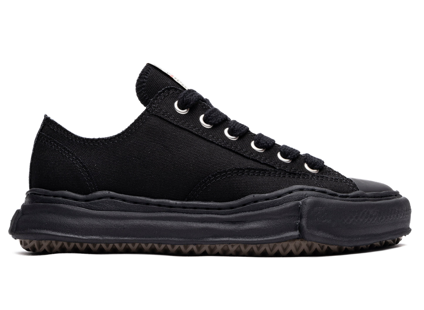 Maison Mihara Yasuhiro Peterson Low in Black/Black xld