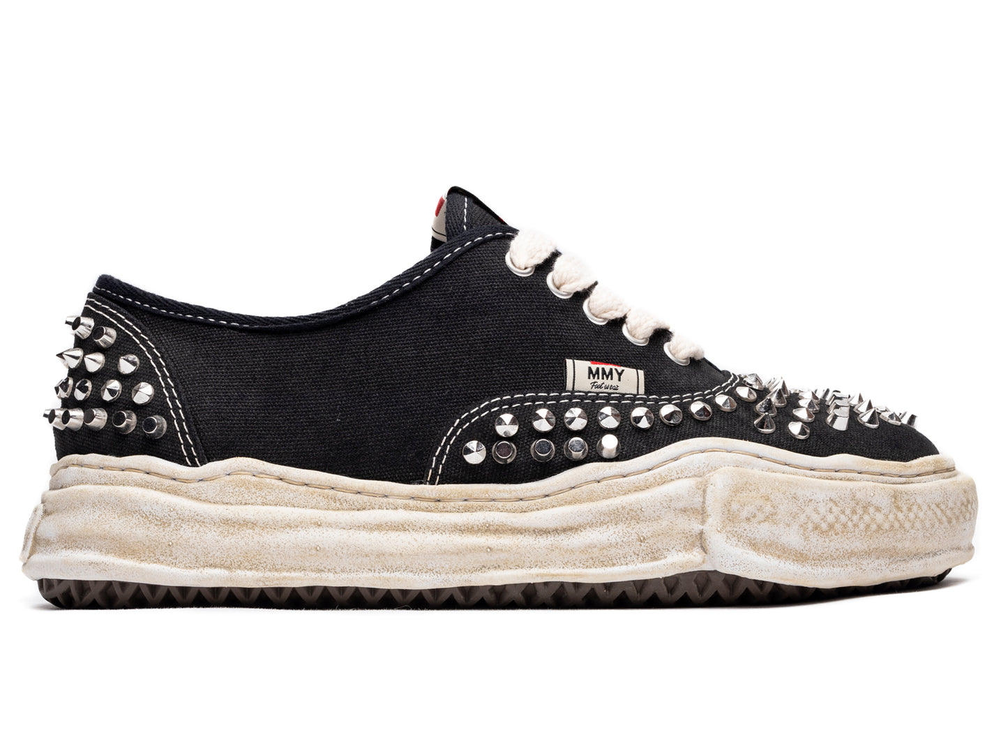 Maison Mihara Yasuhiro Spiked Baker Low in Black/White xld