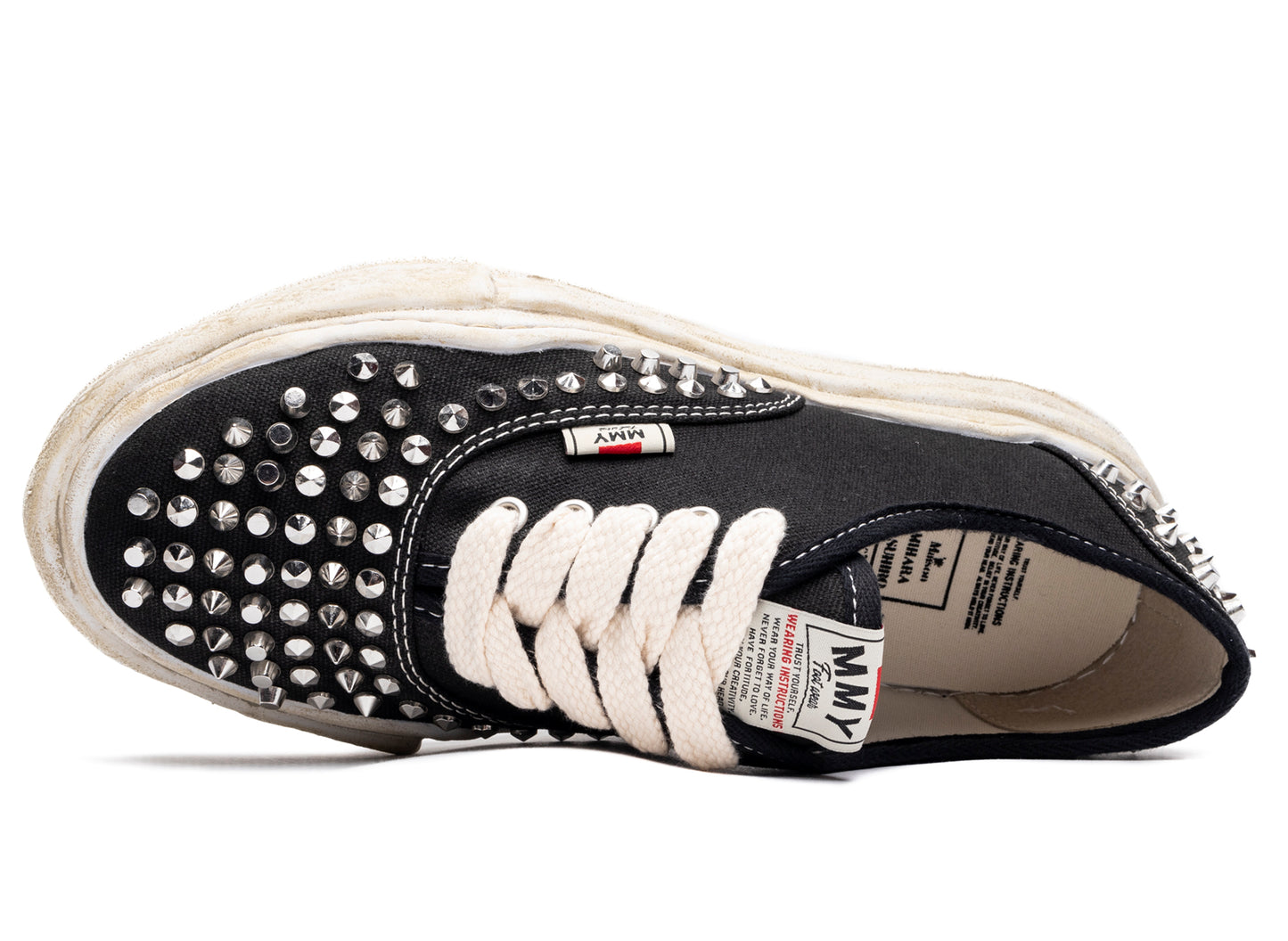 Maison Mihara Yasuhiro Spiked Baker Low in Black/White xld