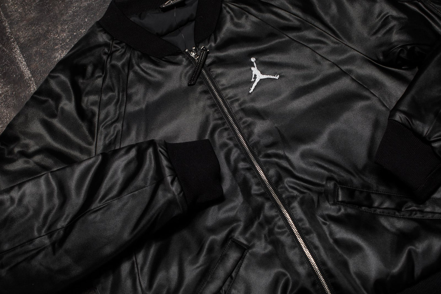 Jordan sportswear wings windbreaker online