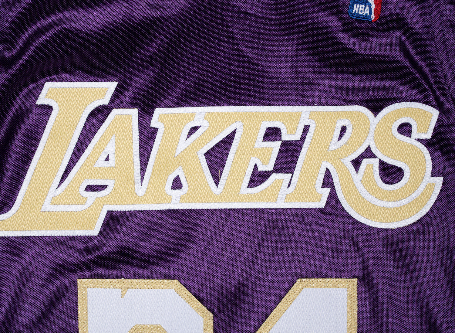 LOS ANGELES LAKERS KOBE BRYANT HALL OF FAME AUTHENTIC JERSEY  AJY4CP20022-LALPURP96KBR