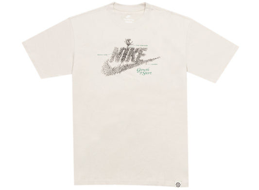 Nike Sportswear Graphic Tee